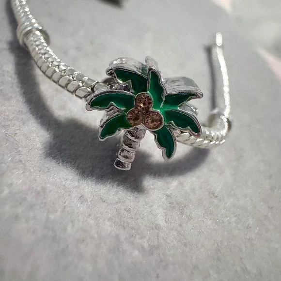 Silver Tone Palm Tree Charm Bracelet Enamel Green Coconuts Rhinestones Women - Picture 8 of 9